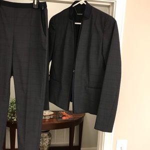 Elie Tahari suit